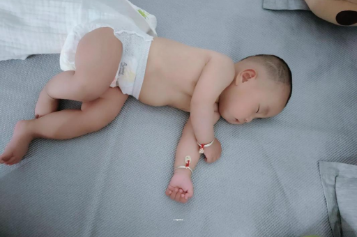 肇庆宝宝发烧可以喝牛奶吗